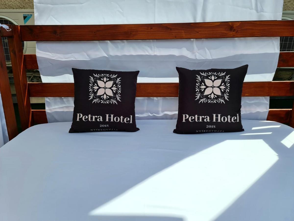 Petra Hotel Nyíregyháza Exteriér fotografie