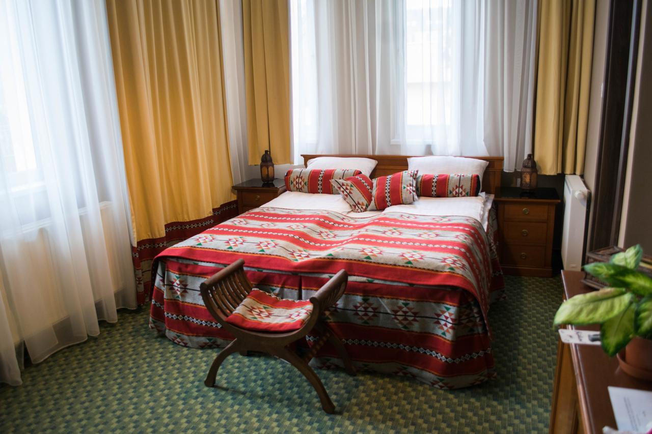 Petra Hotel Nyíregyháza Exteriér fotografie