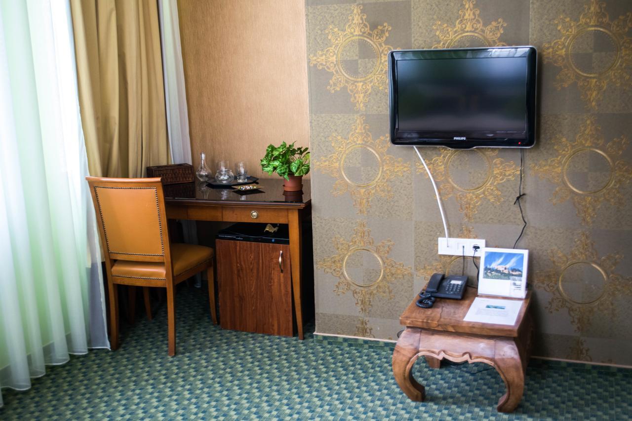 Petra Hotel Nyíregyháza Exteriér fotografie