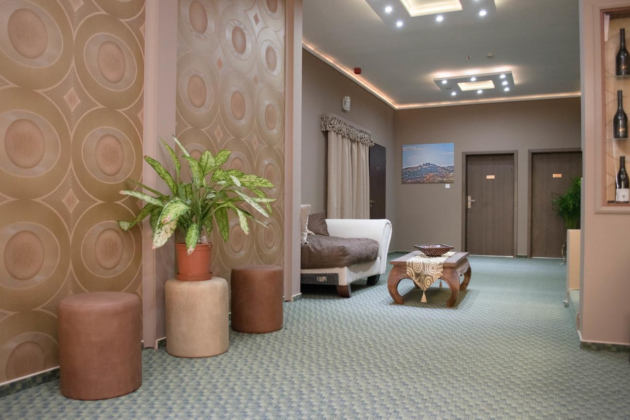 Petra Hotel Nyíregyháza Exteriér fotografie